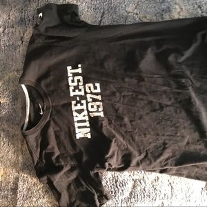 Basic Nike Tee